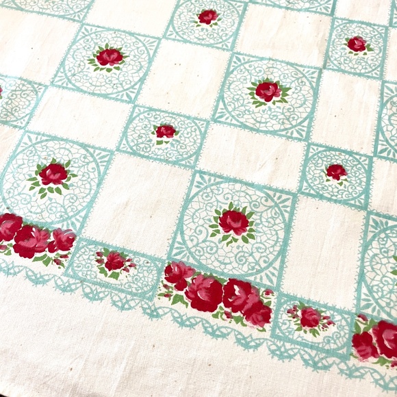 Vintage Aqua Red Printed Floral Cotton Tablecloth Six Napkins Set READ PLEASE - Picture 6 of 15
